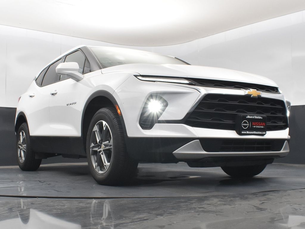 2023 Chevrolet Blazer 2LT photo 32