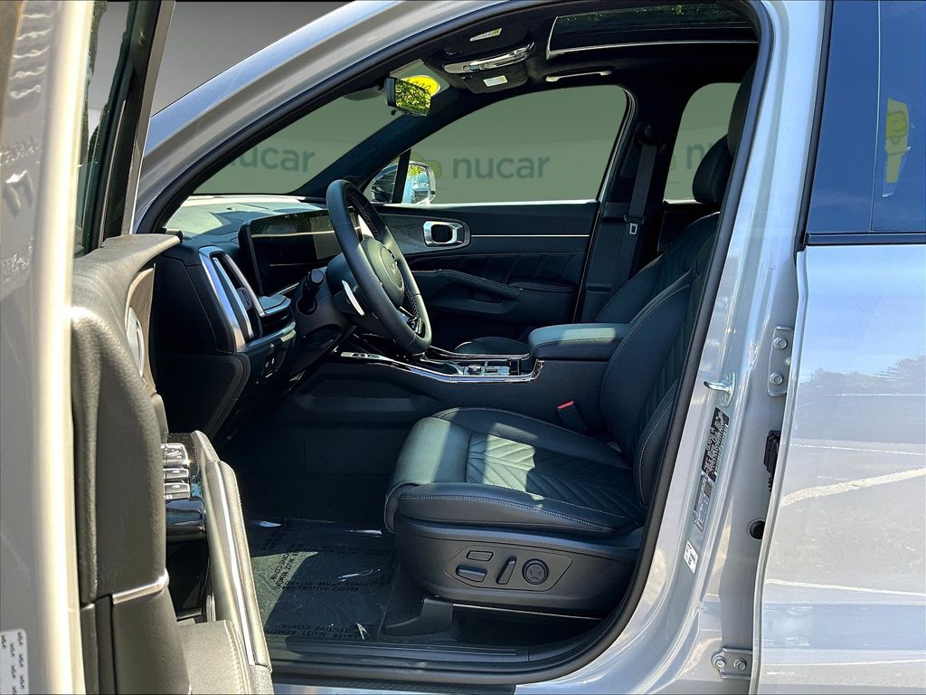 2024 Kia Sorento X-Line SX Prestige photo 9
