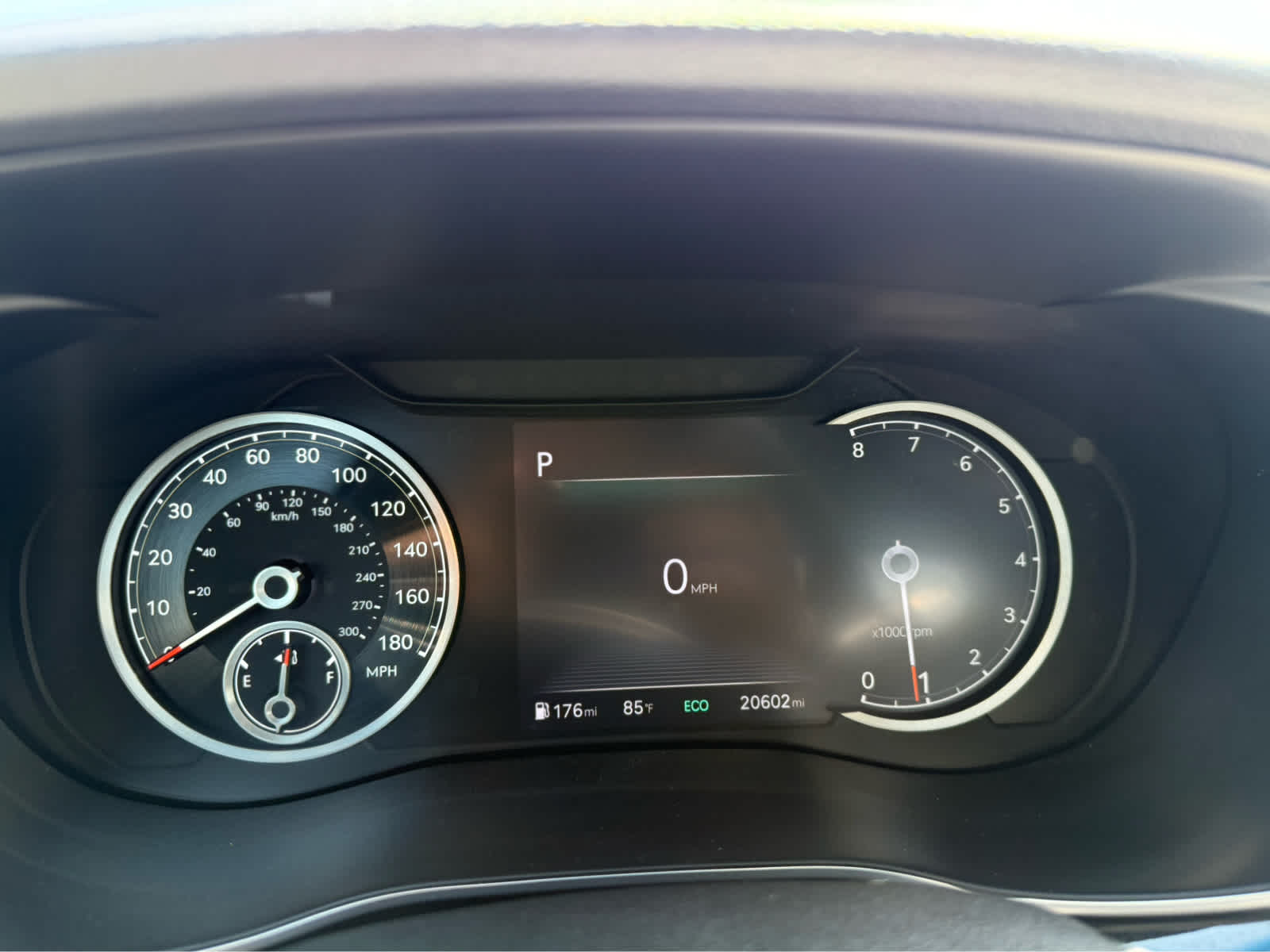 2024 Genesis G70 2.5T photo 8
