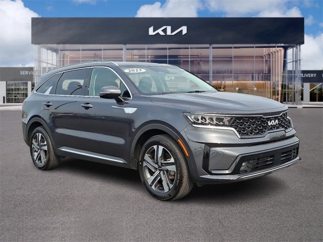 Certified Pre-Owned 2023 Kia Sorento Hybrid EX