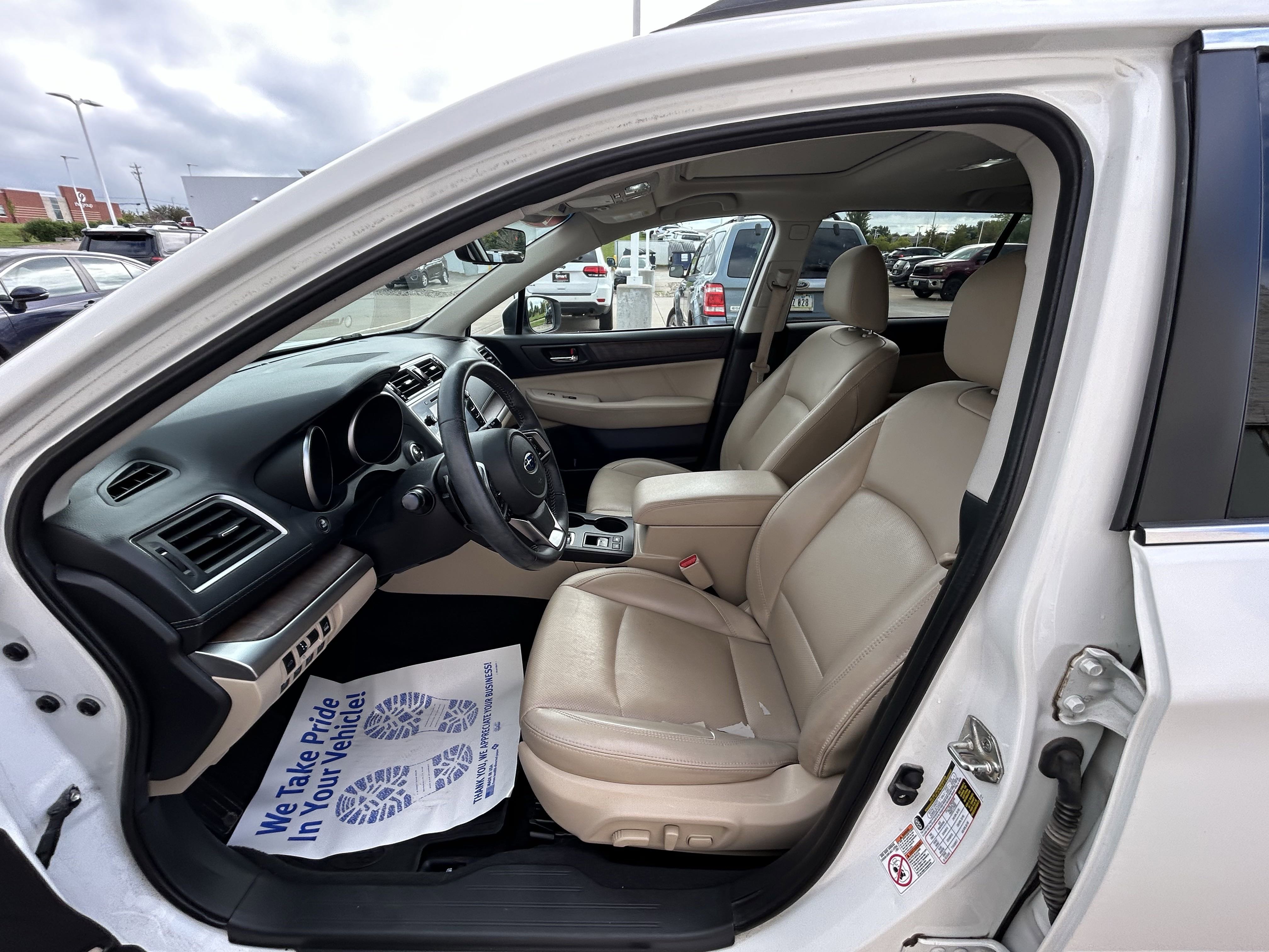 2018 Subaru Outback Limited photo 7