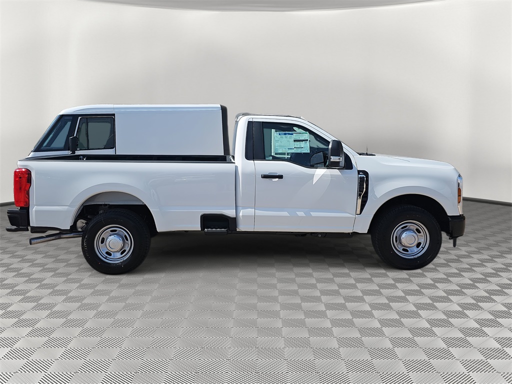 2025 Ford F-250 XL photo 2