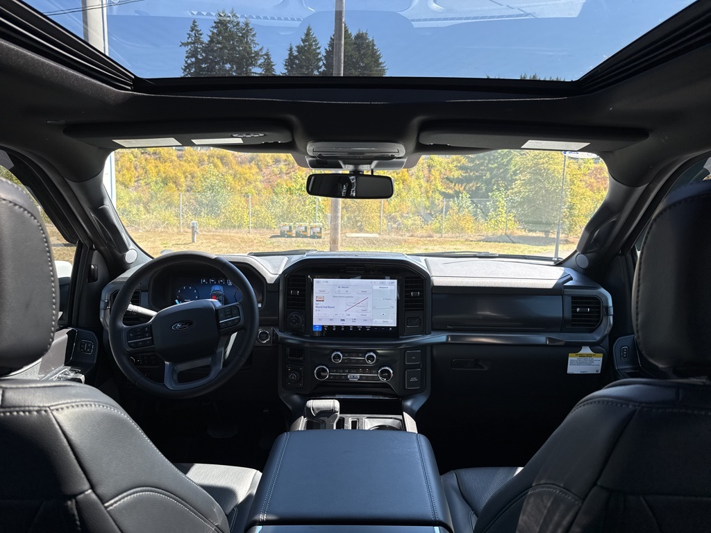2025 Ford F-150 Lariat photo 11