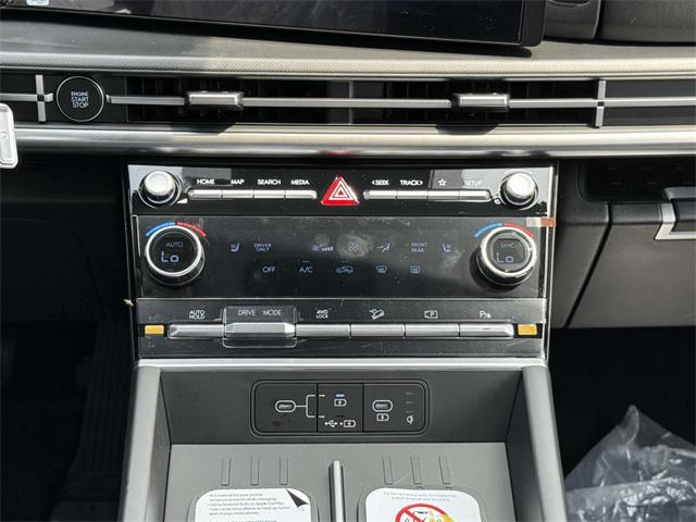 2026 Hyundai Santa Fe SEL photo 17