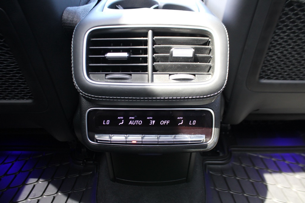 2023 Mercedes Benz GLS 580 4MATIC photo 32