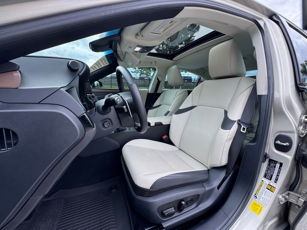 2024 Lexus ES 350 Premium photo 16