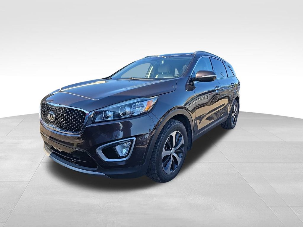 2017 Kia Sorento EX photo 2