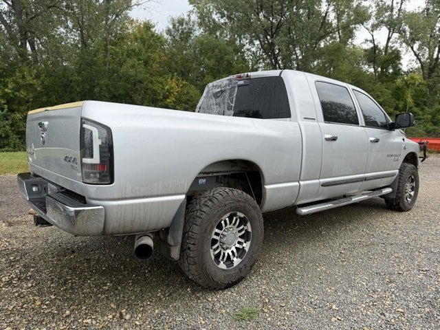 2006 Dodge Ram 3500 SLT photo 4
