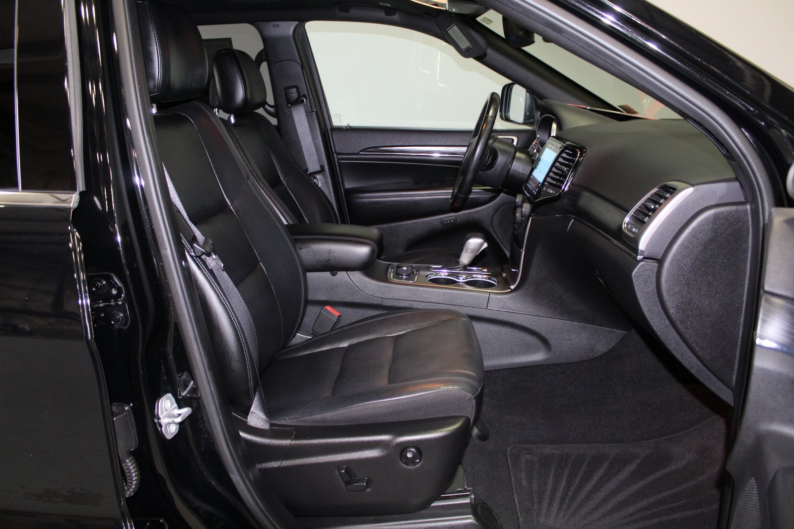 2020 Jeep Grand Cherokee Limited photo 7
