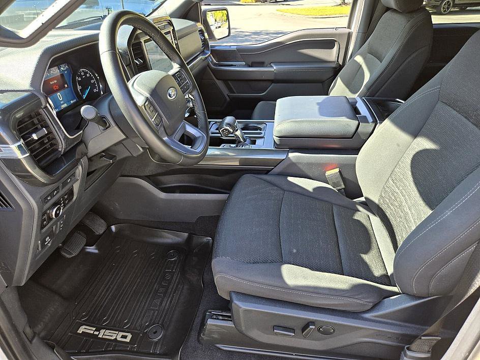 2023 Ford F-150 XLT photo 9