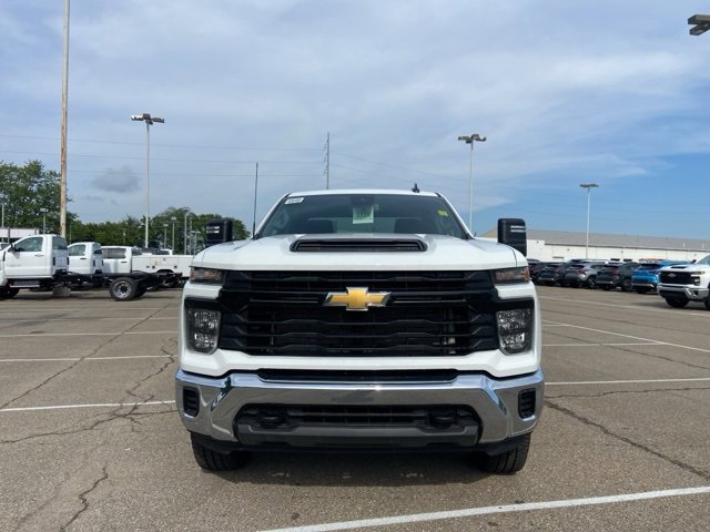 2025 Chevrolet Silverado 3500HD photo 8