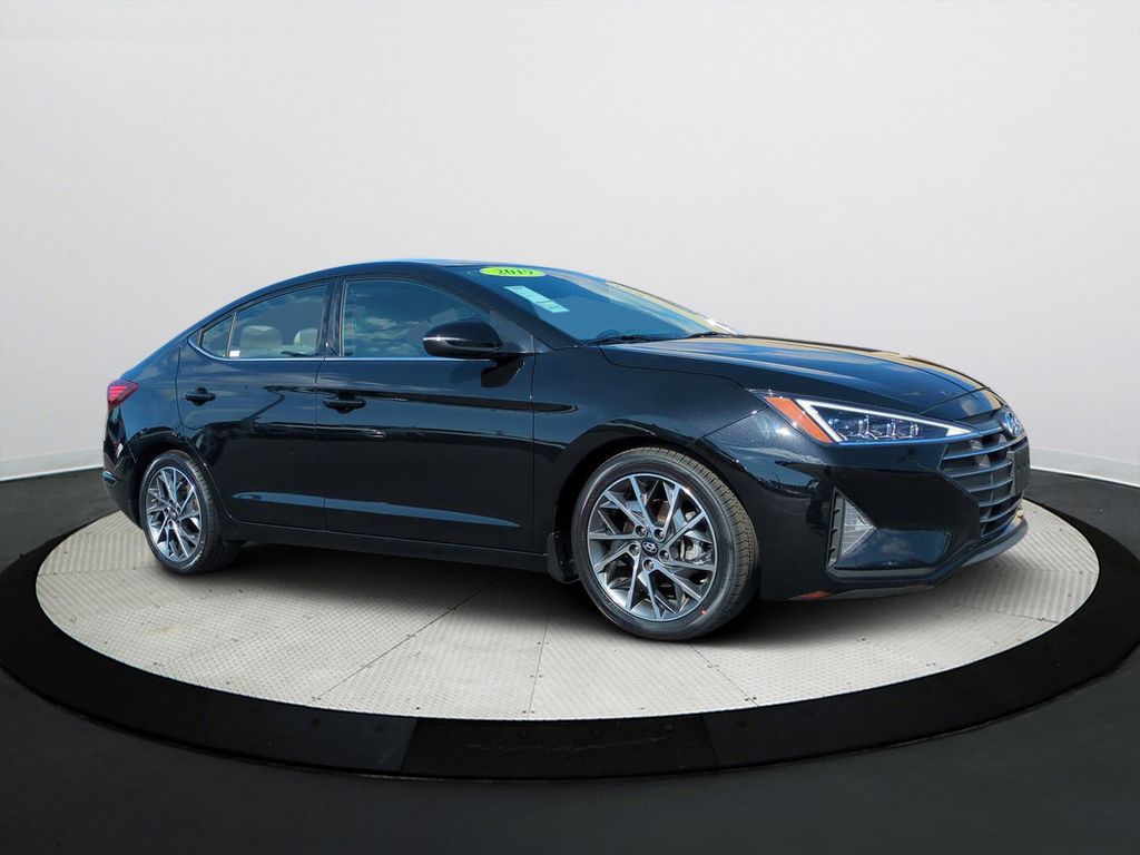 2019 Hyundai Elantra SEL Value Edition Limited photo 2