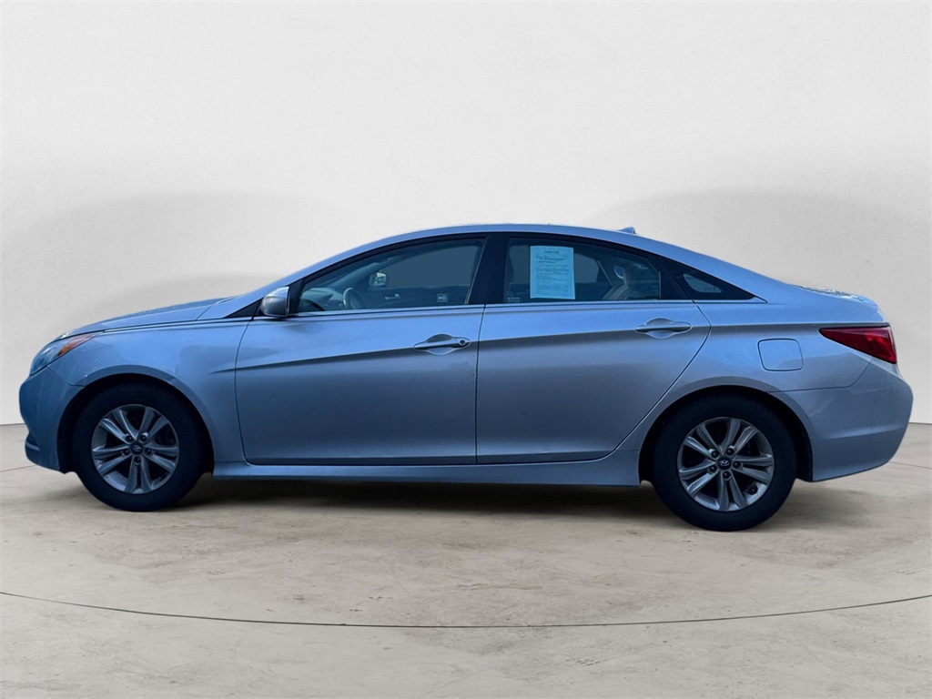 2014 Hyundai Sonata GLS photo 2
