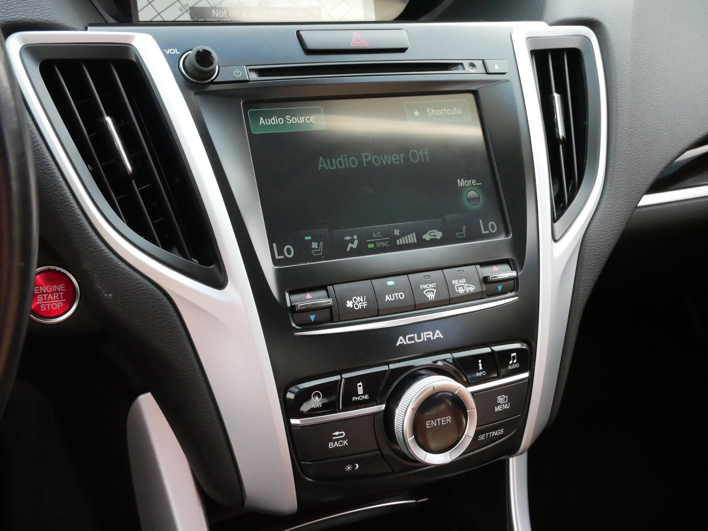 2015 Acura TLX SH-AWD Advance photo 20