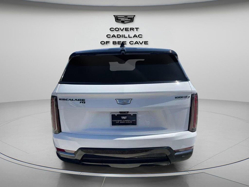 2025 Cadillac Escalade IQ Sport photo 7