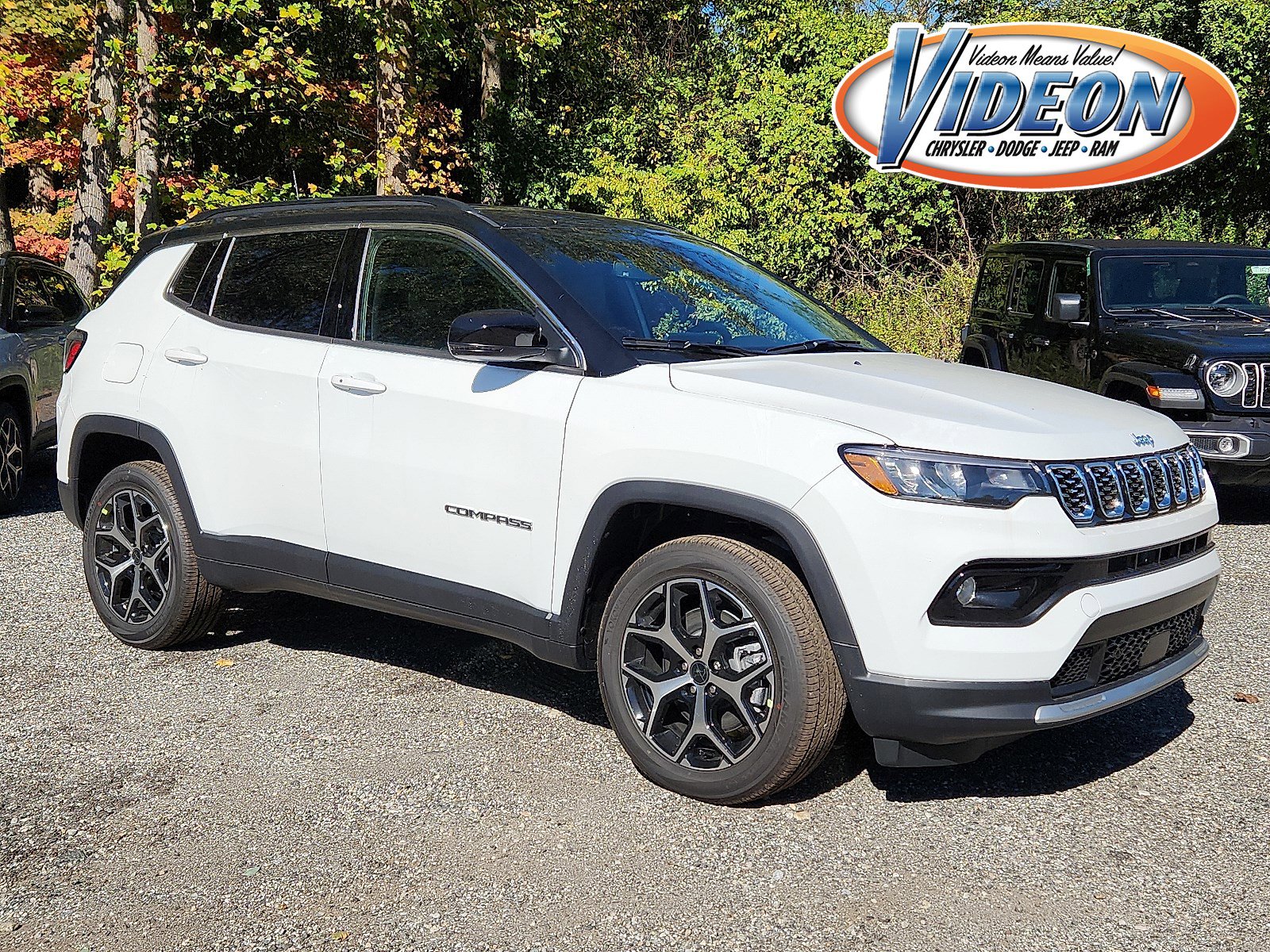 2026 Jeep Compass Limited's photo