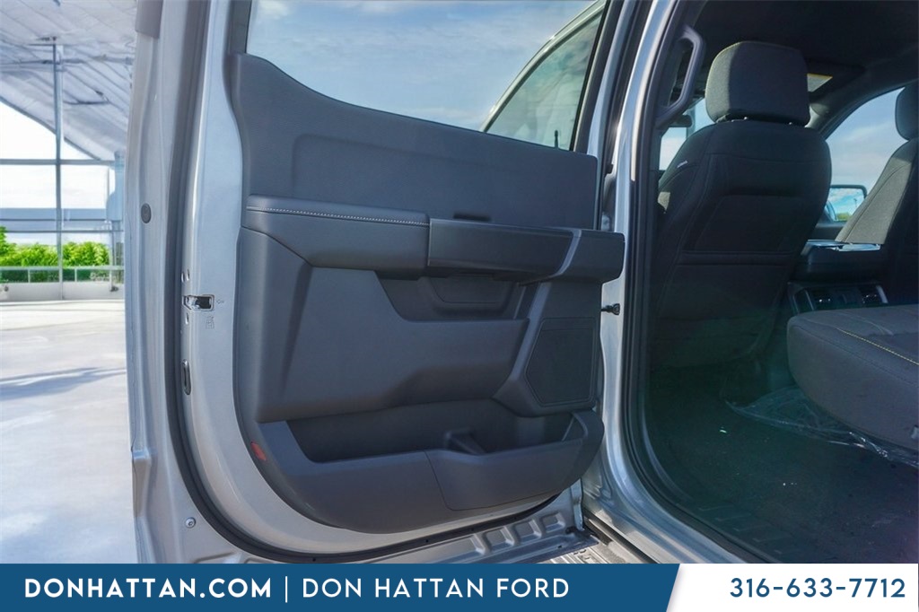 2025 Ford F-150 STX photo 16