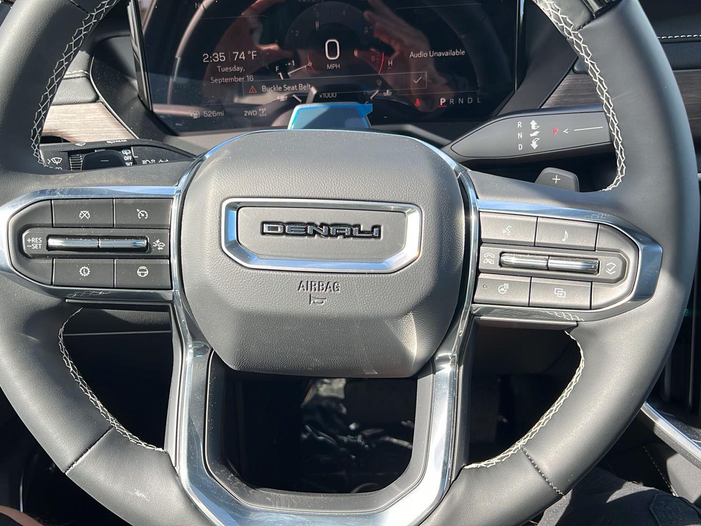 2026 Gmc Acadia Denali photo 17