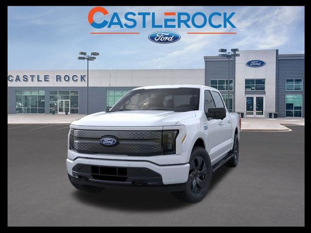 2025 Ford F-150 XLT photo 2