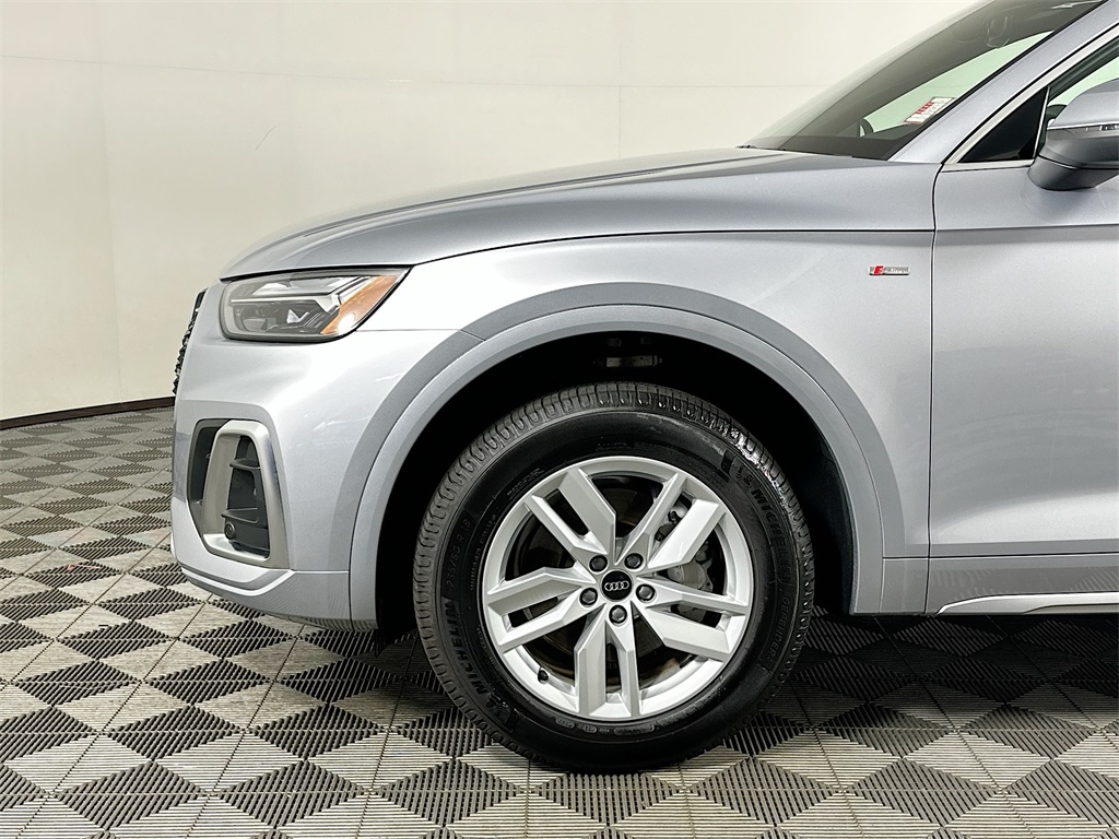 2022 Audi Q5 45 S line Premium photo 9