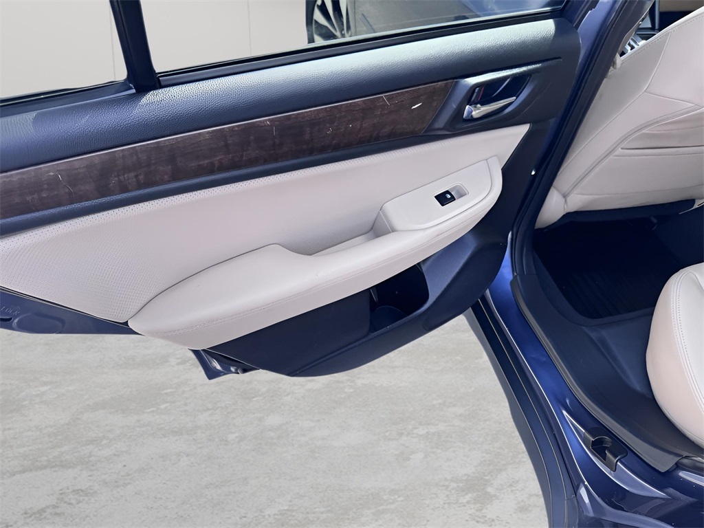 2017 Subaru Outback 2.5i photo 8