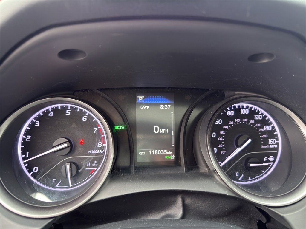 2021 Toyota Camry SE photo 10