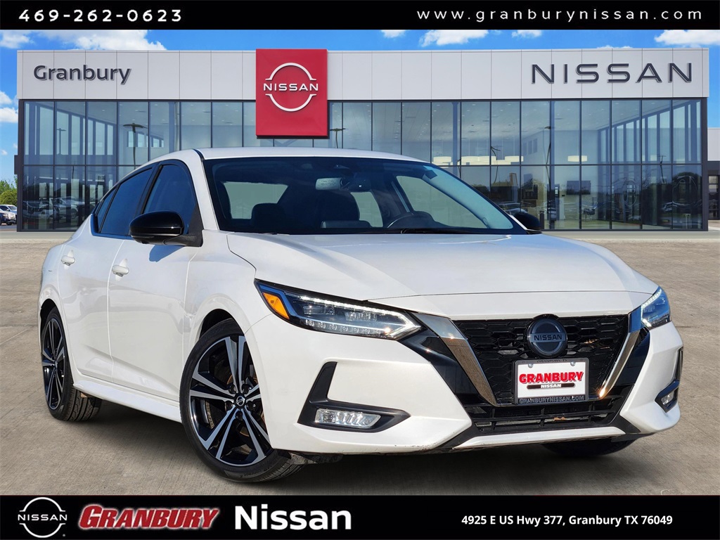 2021 Nissan Sentra SR's photo