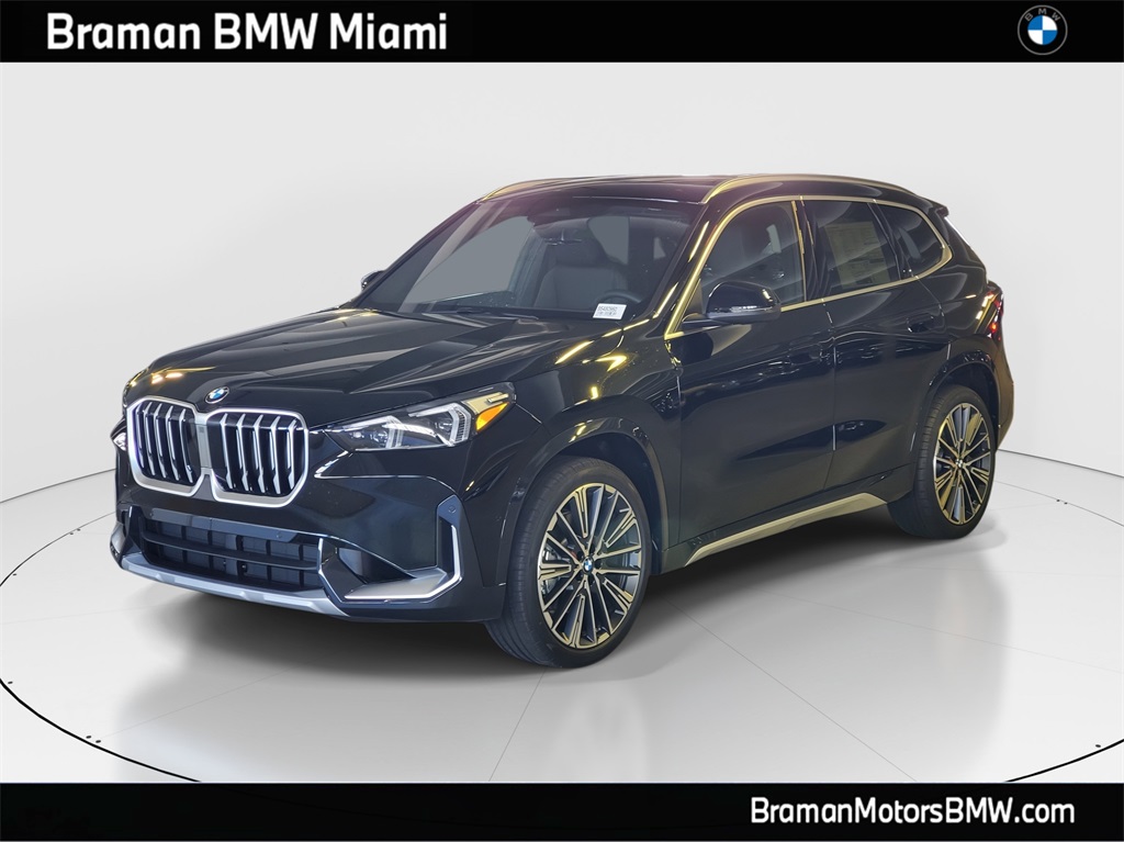 2026 BMW X1 28i's photo