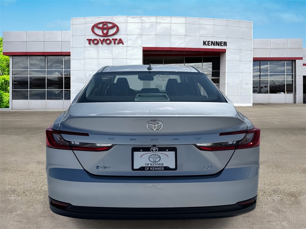 2025 Toyota Camry LE photo 3