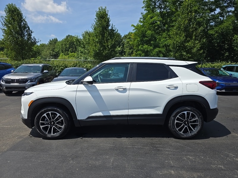 2024 Chevrolet Trailblazer LT photo 4