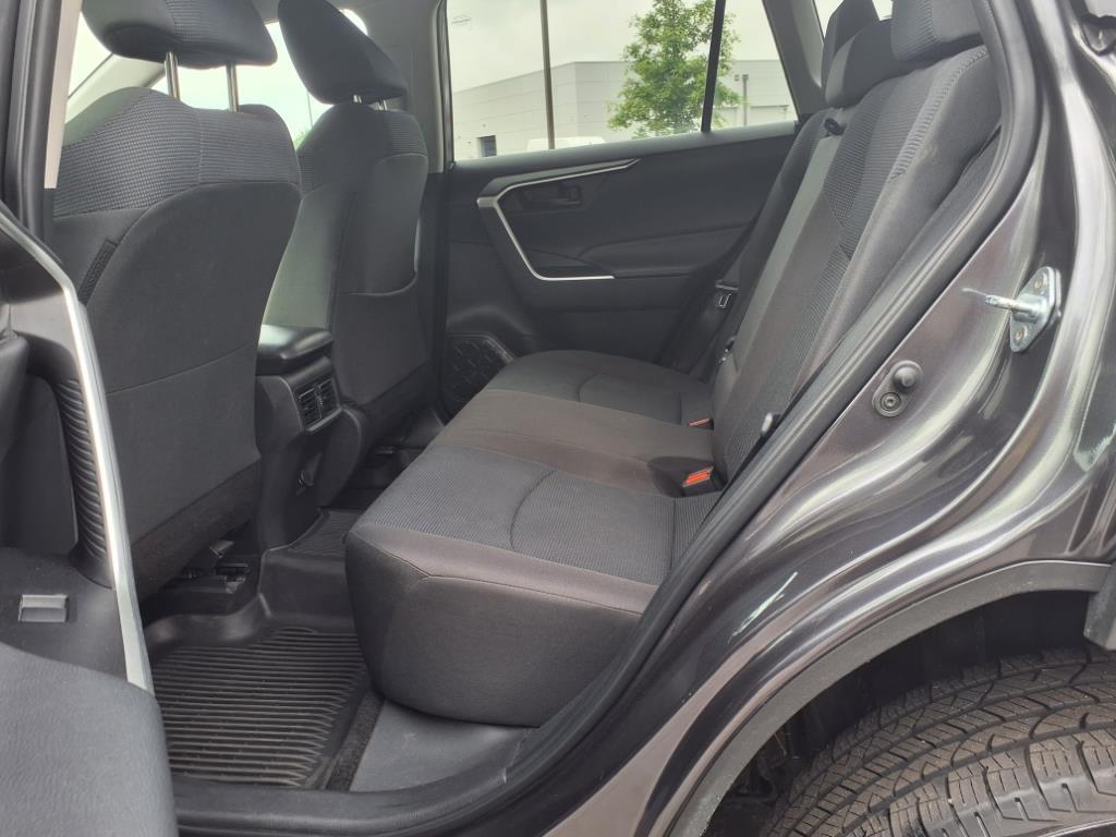 2024 Toyota RAV4 LE photo 15