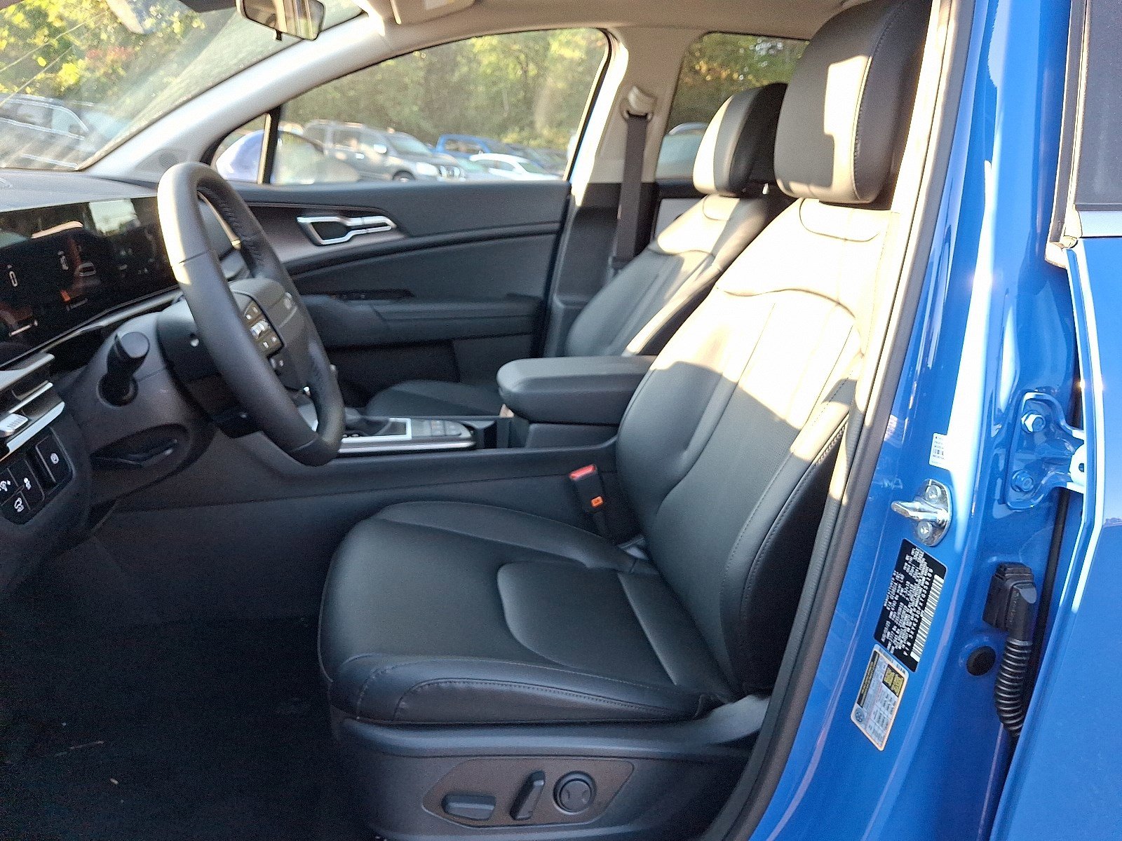 2026 Kia Sportage EX photo 4