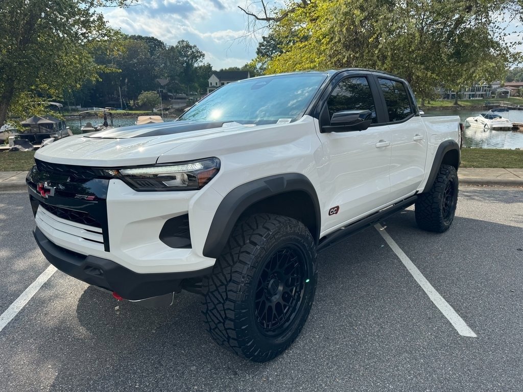 2026 Chevrolet Colorado ZR2 photo 4
