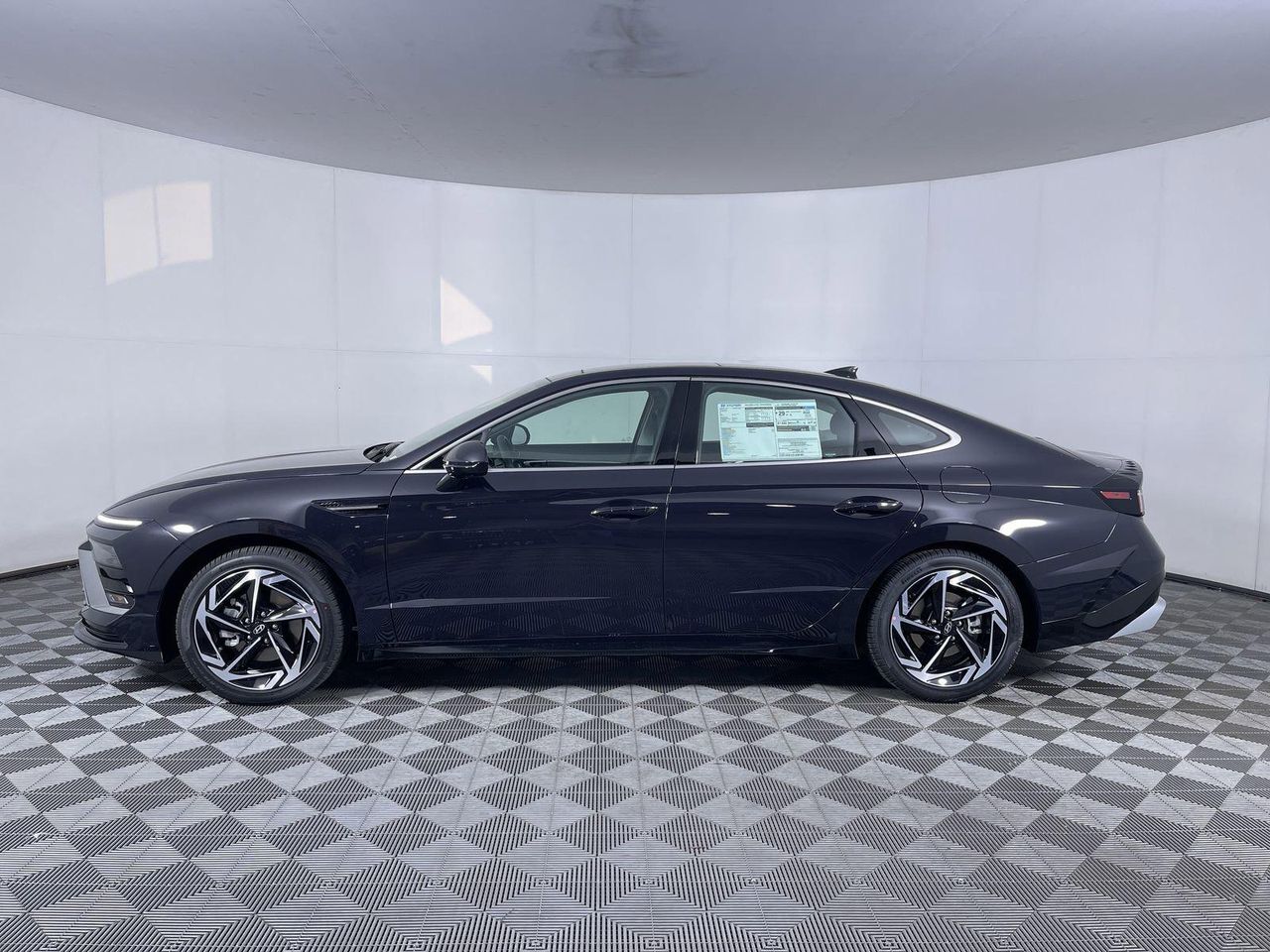 2025 Hyundai Sonata SEL Convenience photo 8
