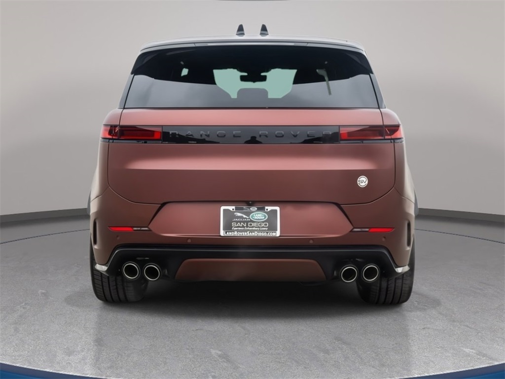 2025 Land Rover Range Rover Sport photo 4