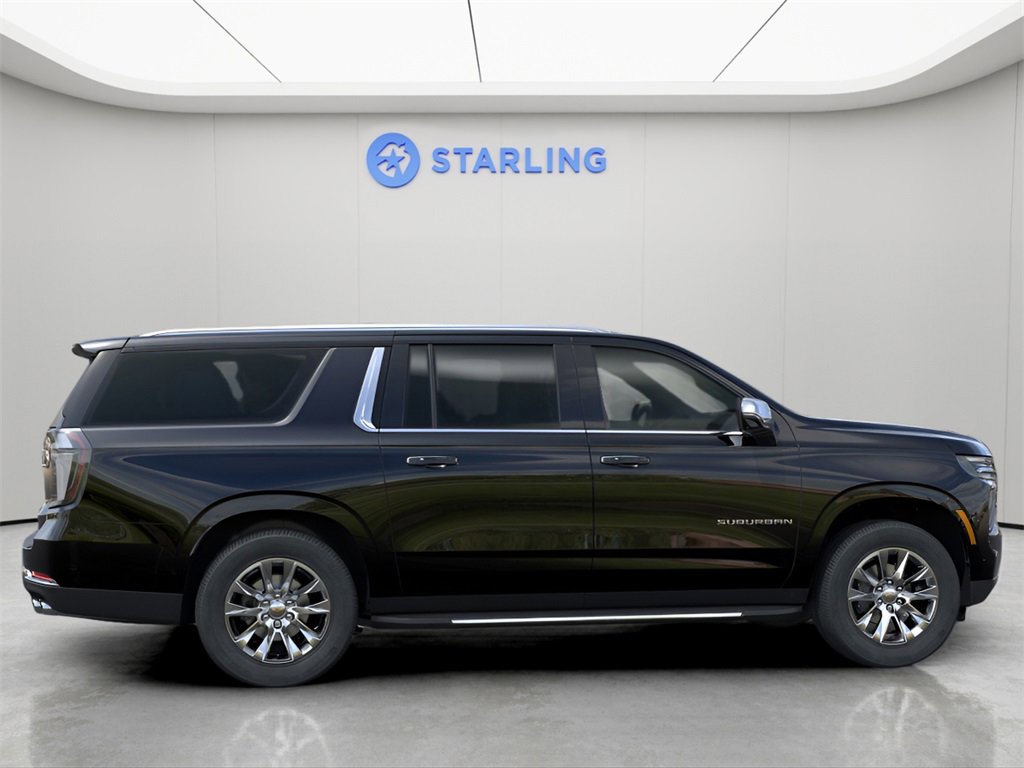 2025 Chevrolet Suburban Premier photo 3