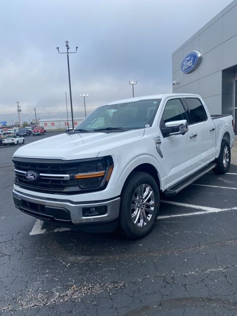 2025 Ford F-150 XLT photo 3