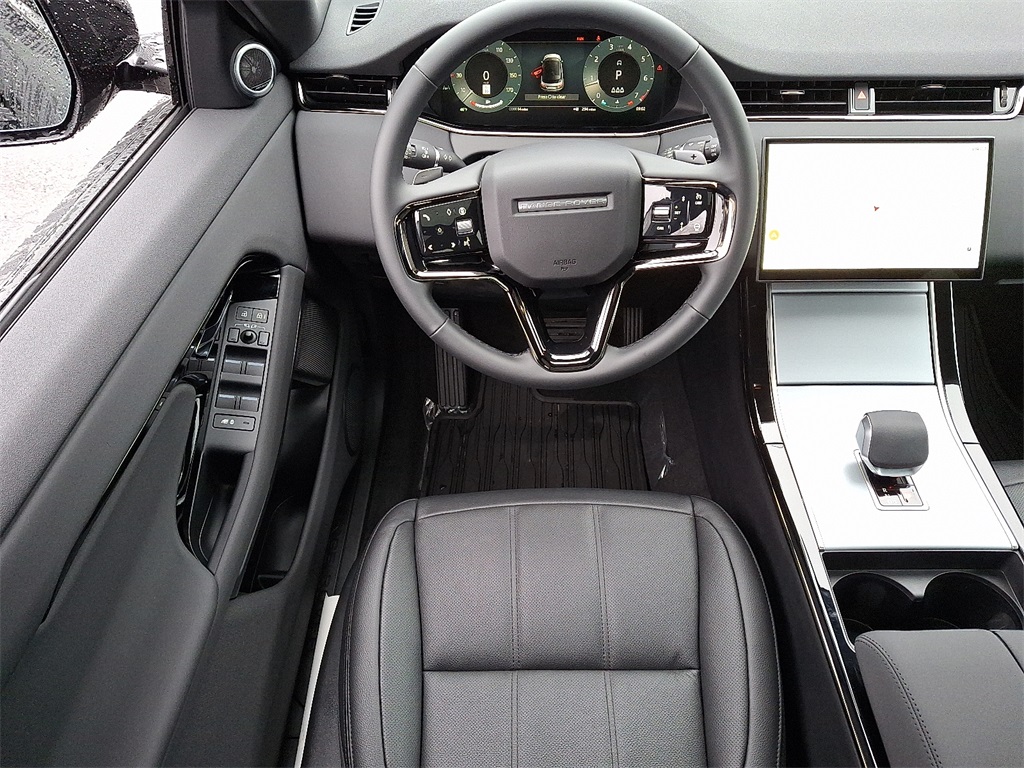 2025 Land Rover Range Rover Evoque S photo 5