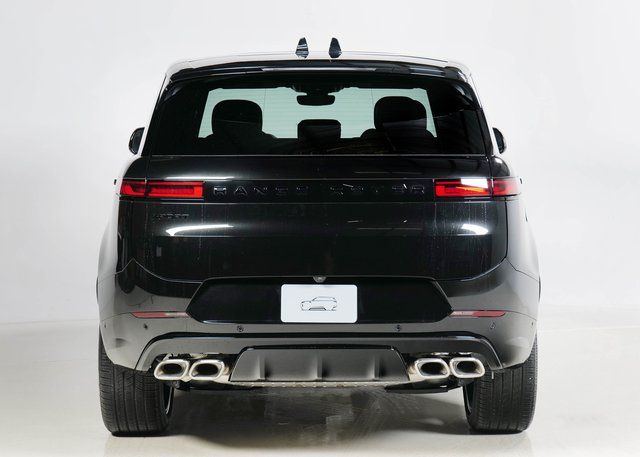2025 Land Rover Range Rover Sport SE photo 7