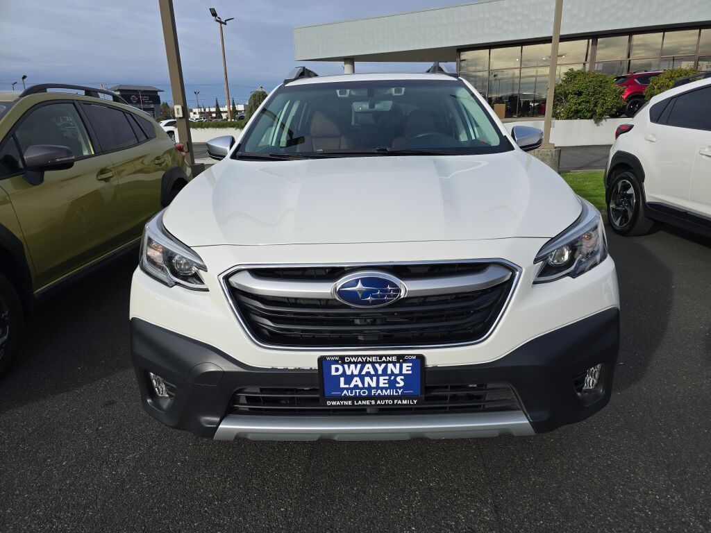 2020 Subaru Outback Touring XT photo 2
