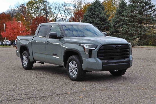 2026 Toyota Tundra SR5's photo