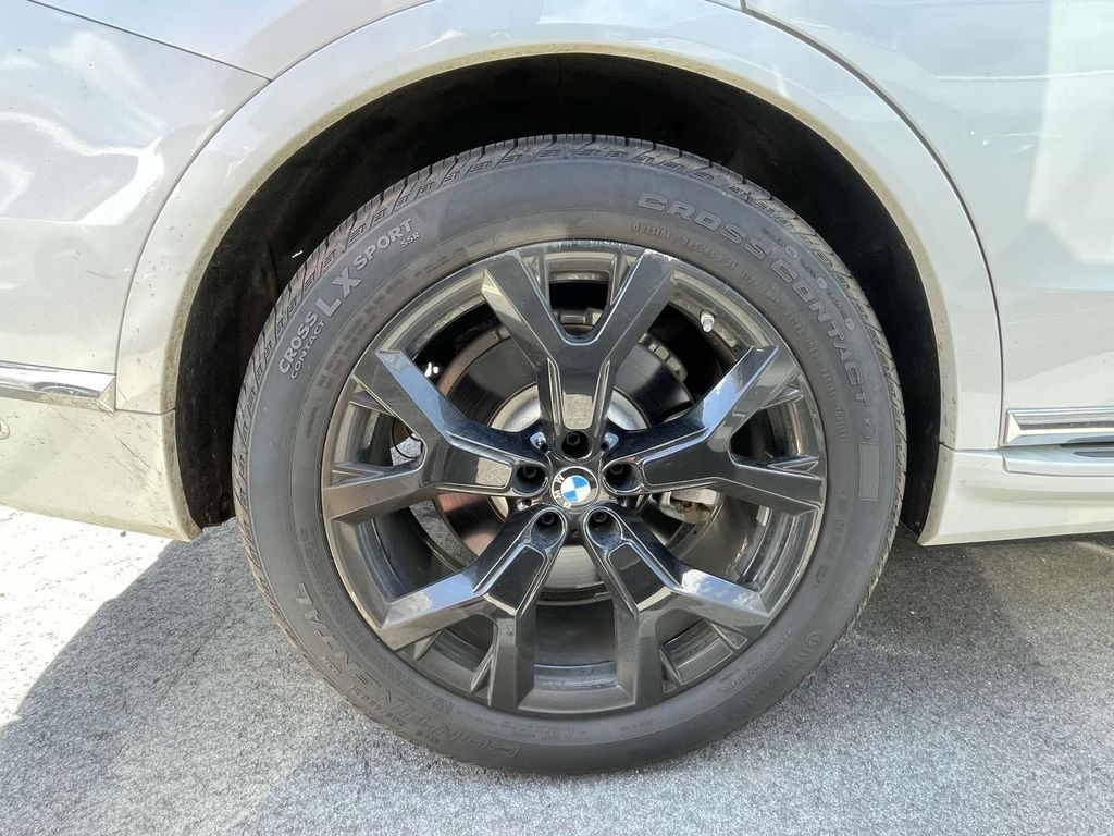 2020 Bmw X7 xDrive40i photo 4