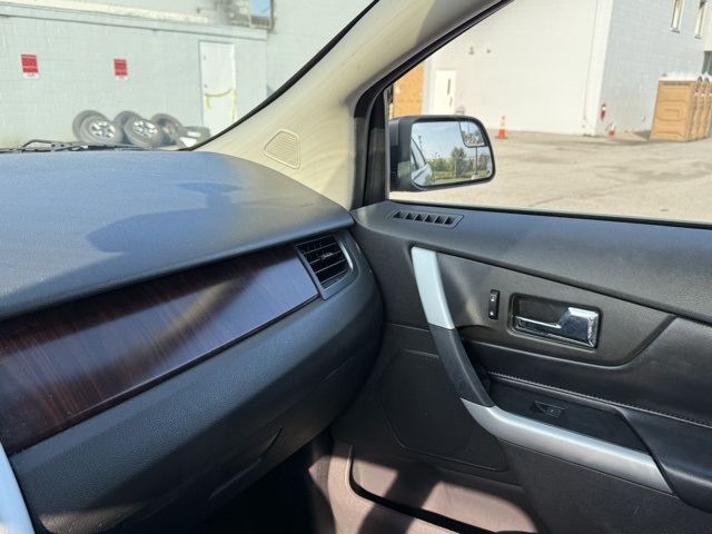 2013 Ford Edge Limited photo 21