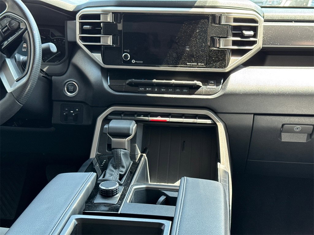 2022 Toyota Tundra SR5 photo 6