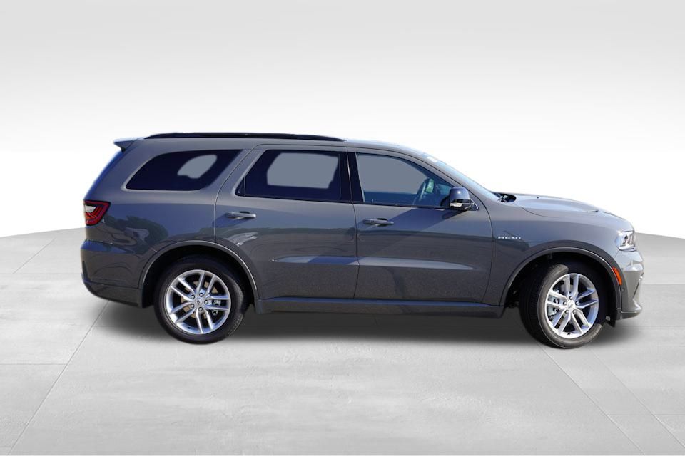 2025 Dodge Durango R/T Plus photo 2