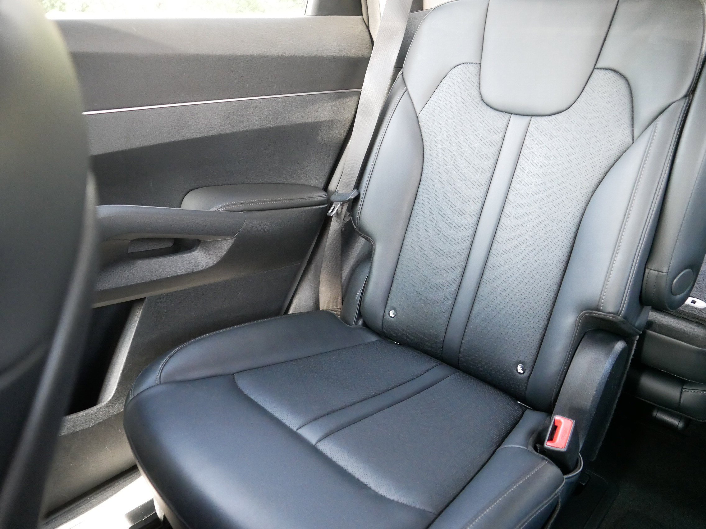 2022 Kia Sorento Hybrid S photo 9