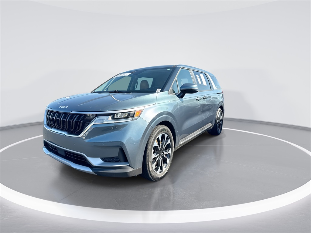 2023 Kia Carnival EX photo 4