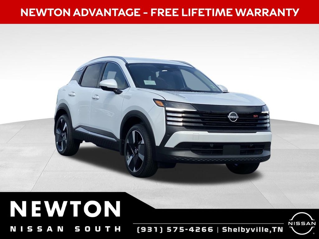 2025 Nissan Kicks SR AWD's photo