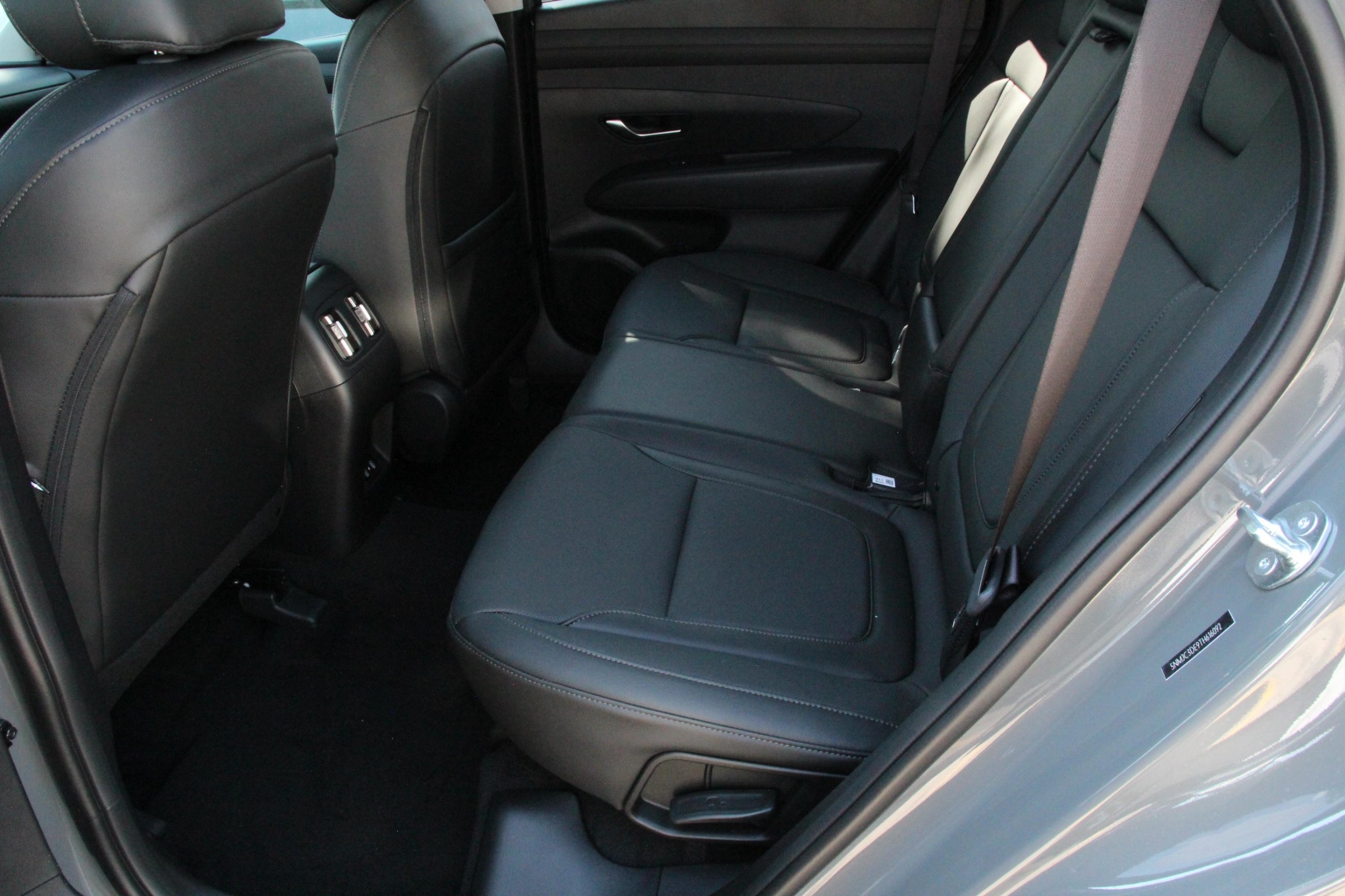 2026 Hyundai Tucson SEL Convenience photo 8