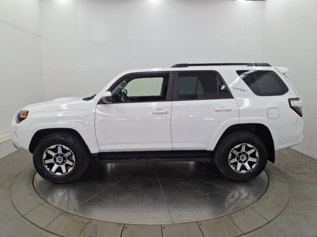 2024 Toyota 4Runner TRD Off-Road 4WD photo 4